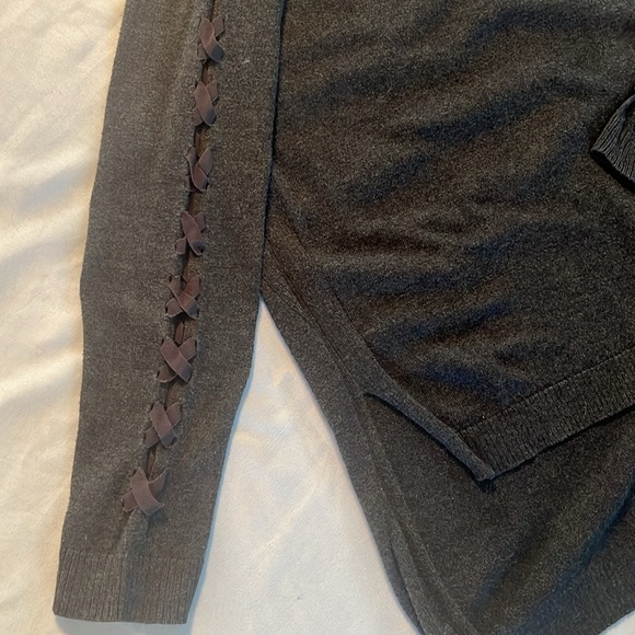 Lauren Conrad Sweater - Picture 3 of 8